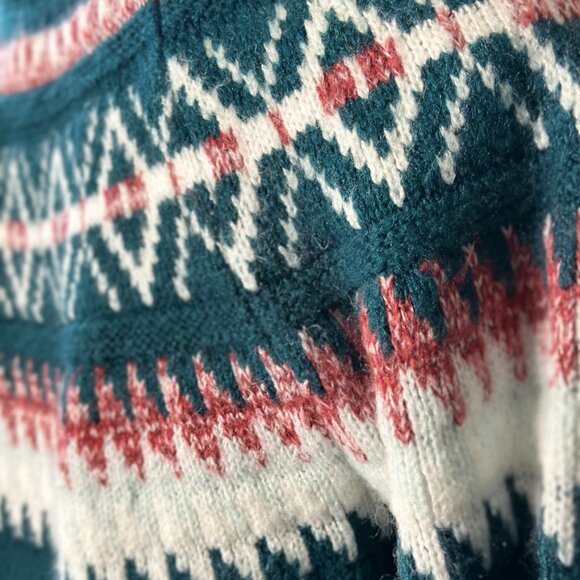 Drop shoulder (optional) sweater - Picture 3 of 4